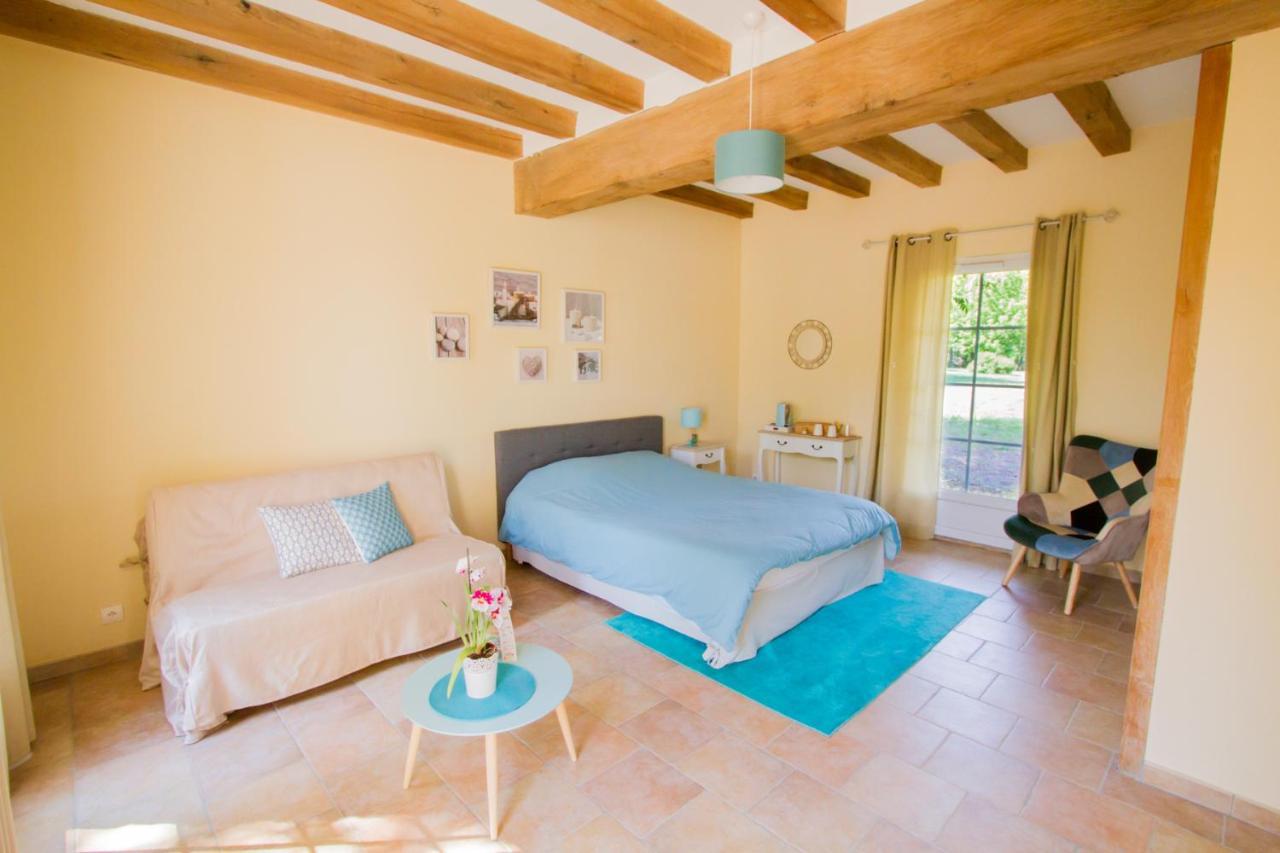 Bed and Breakfast La Tour De La Conterie Beaumont-Village Exterior foto